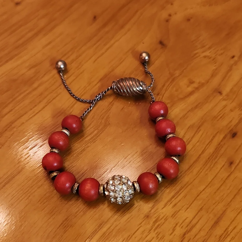 Red/Silver/Gold Adjustable Bracelet, GUC